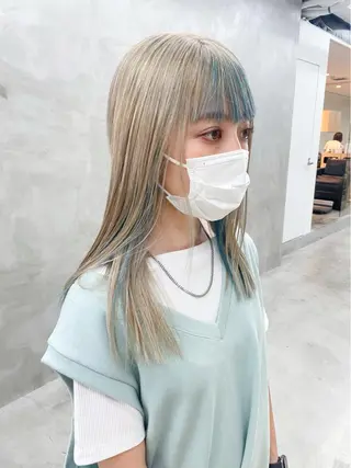 ロング カラー レイヤーカット 🪩yurikaのヘアスタイル