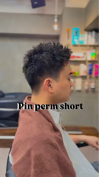 ショート パーマ メンズ メンズパーマカット ブリーチ渋谷トモヤのヘアスタイル