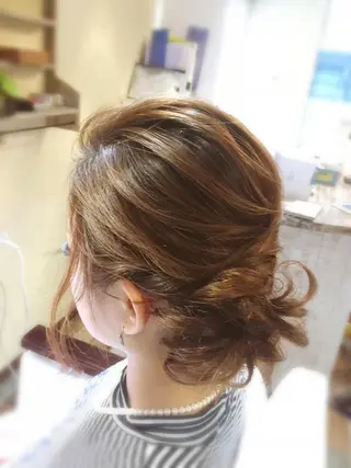 ミディアム ヘアアレンジ 🌈20年目突入🎉 山口のヘアスタイル