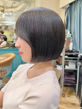 ショート カラー パーマ ヘアアレンジ ボブ｜韓国｜美髪矯正 ｜amika🌙のヘアスタイル