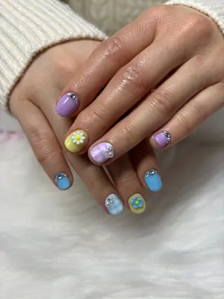 ネイル Nailsalon Ｒ《喜多見3分》のネイルデザイン