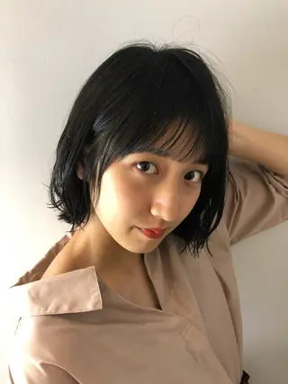 ショート レイヤー特化/小顔顔 周り/セノ/表参道のヘアスタイル