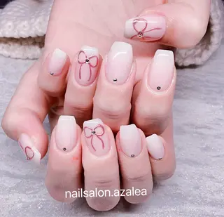 ネイル R inのネイルデザイン