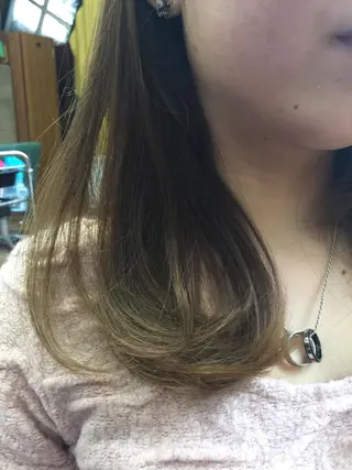 カラー 中村 海のヘアスタイル