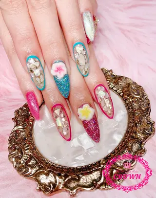 ネイル CROWN プライベートサロンのネイルデザイン