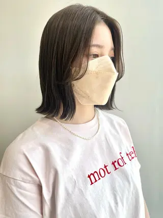 ショート カラー 山口 莉奈のヘアスタイル
