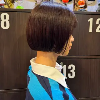 ショート カラー 比嘉 陽のヘアスタイル