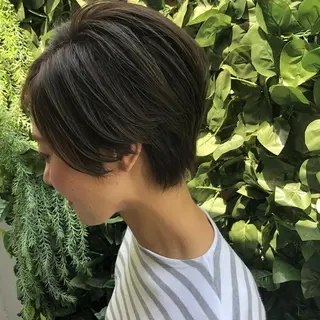 ショート カラー ヘアアレンジ 江藤 星史のヘアスタイル