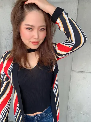 ミディアム カラー ヘアアレンジ Mikuri 【Little】のヘアスタイル