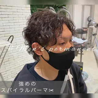 パーマ メンズ 似合う髪型が 分からない方へのヘアスタイル