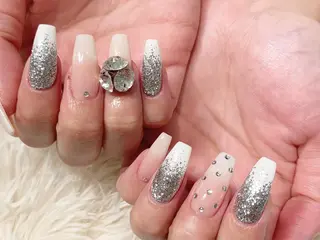 ネイル AERA nail shino🐱⸝꙳のネイルデザイン