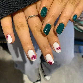 ネイル 《ニュアンスネイル》 risaのネイルデザイン