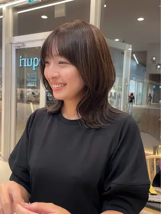 セミロング 宮原 智美のヘアスタイル