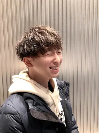 ショート カラー パーマ メンズ エビスザキレン／メン ズ／心斎橋🌳のヘアスタイル