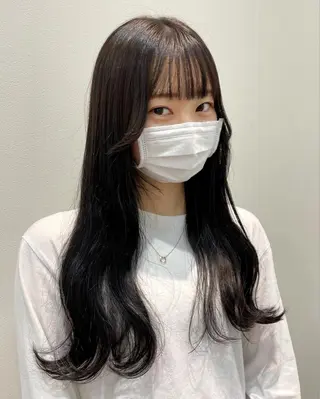 ロング カラー mir MIYUのヘアスタイル