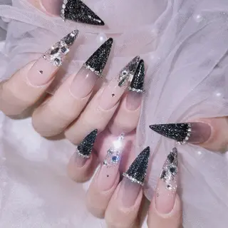 ネイル 梅田🦄中崎町🩵 u n o 0 1のネイルデザイン