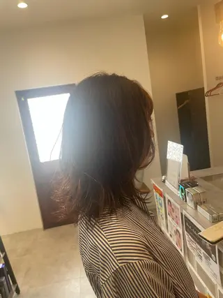 ミディアム カラー やまこし 美裕樹のヘアスタイル