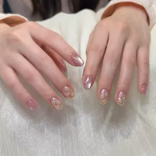 ネイル 新井 ひなののネイルデザイン