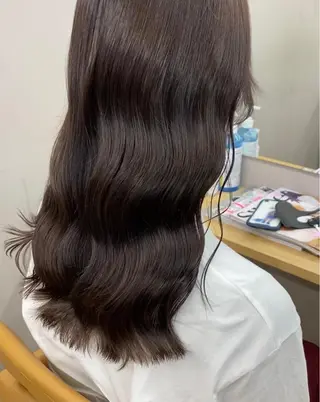 セミロング カラー プル艶職人/ にしものヘアスタイル