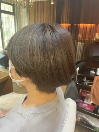 ショート 山木 裕子のヘアスタイル