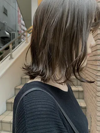 カラー yaya✂︎ 美髪/艶カラーのヘアスタイル