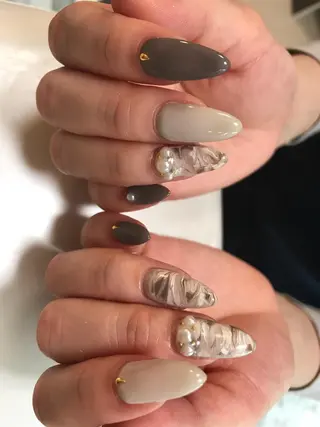 ネイル ♡ビジュール♡ NAIL &まつ毛のマツエク・マツパデザイン