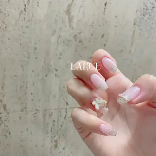 ミディアム ネイル Lance nailのネイルデザイン