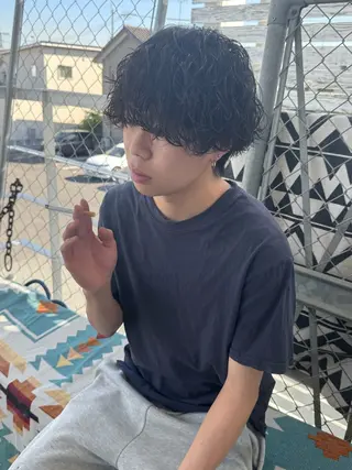 ミディアム パーマ メンズ メンズ特化サロン ユウヘイのヘアスタイル