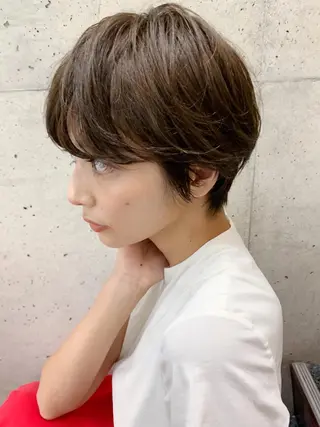 ショート カラー Libre 西野圭一のヘアスタイル