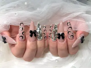 ネイル Roi〈ロワ〉 Akariのネイルデザイン