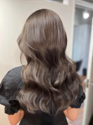 ロング カラー ヘアアレンジ 韓国レイヤー ハッシュ🤍渋谷のヘアスタイル