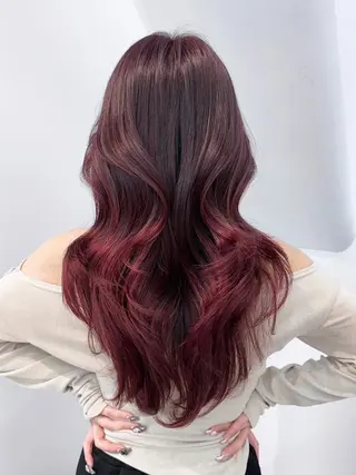 カラー セミロング ITbyALBUM 八王子店のヘアスタイル