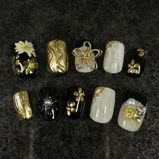 ネイル Queen ネイル&アイラッシュのマツエク・マツパデザイン