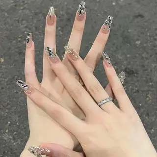 ネイル エリ🫧 nail池袋東口のネイルデザイン