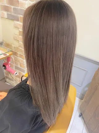 セミロング カラー ✳︎SERA✳︎ 平日のみご案内のマツエク・マツパデザイン