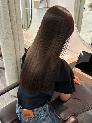 ロング カラー 髪質改善🫧ベージュ 椙山 響のヘアスタイル