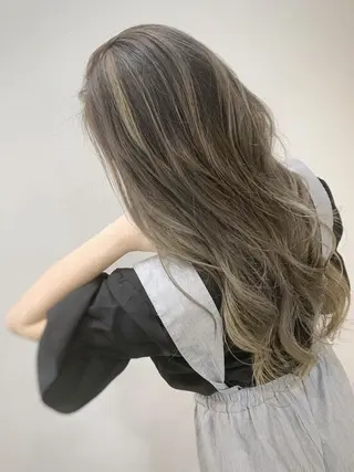 ロング カラー ヘアアレンジ VIM hairおもろまち店のヘアスタイル