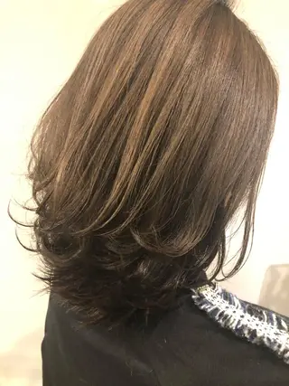 ミディアム カラー 岡田 拓也のヘアスタイル