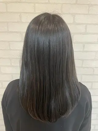 ミディアム カラー 🐤 ゆい🐓のヘアスタイル