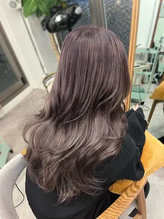 ロング カラー ヘアアレンジ hazuki🐈⬛ 透明感カラーのヘアスタイル