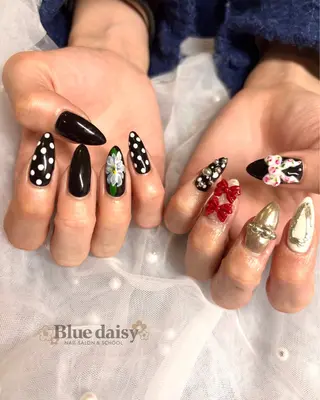 ネイル Blue daisy 栄本店のネイルデザイン