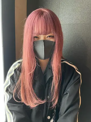 ロング カラー 岩戸 新のヘアスタイル