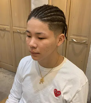 ショート 大月 優汰のヘアスタイル