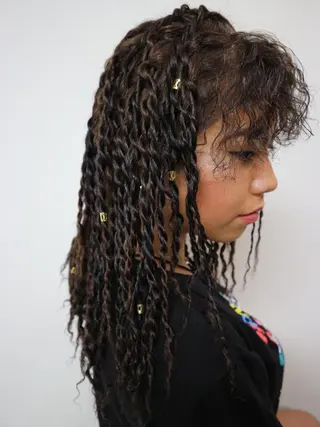 ロング パーマ 東風上 亮介のヘアスタイル