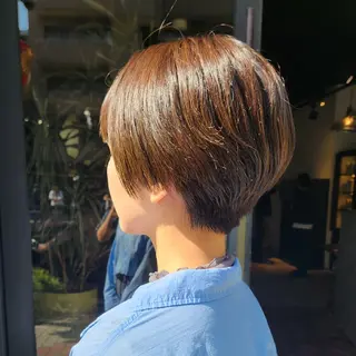 ショート カラー ハヤシ マユ ✂ 府中美容室のヘアスタイル