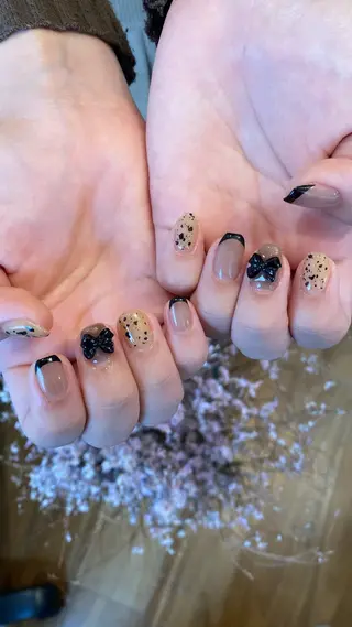 ネイル crystal ⭐︎ colorのネイルデザイン
