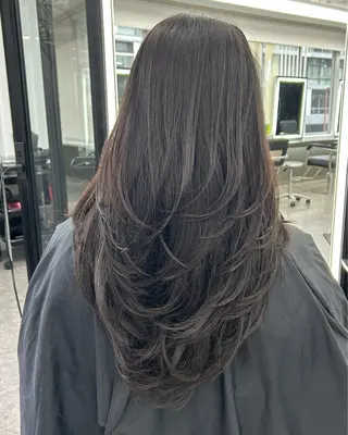 セミロング nanaka 🤍韓国ワンホンヘアのヘアスタイル