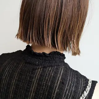 ショート カラー iplus まつげ、眉毛、耳つぼのマツエク・マツパデザイン