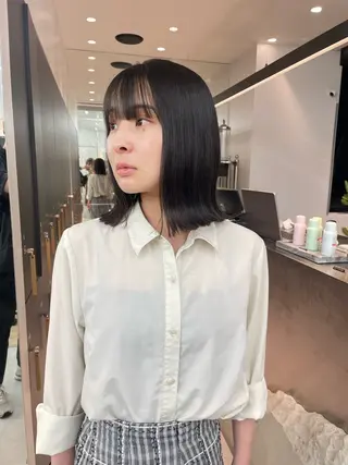 ミディアム オリーブベージュ/シ ョートボブたまき🧡のヘアスタイル