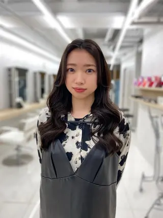 ロング Ash中目黒店 榊間茜のヘアスタイル